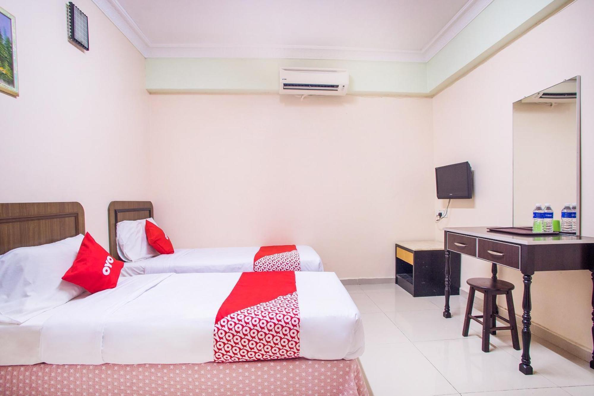Super Oyo 89363 Casavilla Hotel Batu Caves Εξωτερικό φωτογραφία